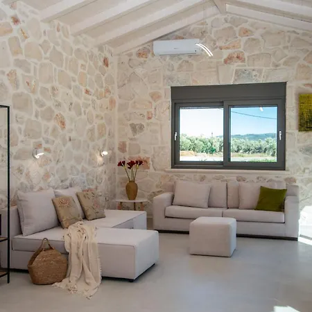 빌라 Nava - Nestled In Olive Trees With Private Pool, By Zantewize 알리케스