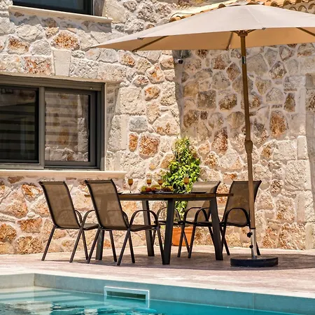 Nava - Nestled In Olive Trees With Private Pool, By Zantewize 알리케스