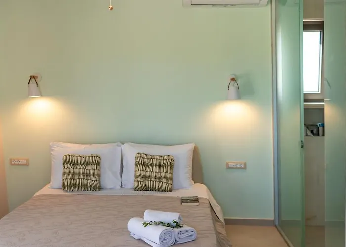 Nava - Nestled In Olive Trees With Private Pool, By Zantewize Villa