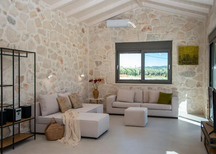 Villa Nava - Nestled In Olive Trees With Private Pool, By Zantewize Alykes (Zakynthos)