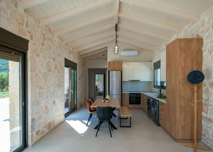 Villa Nava - Nestled In Olive Trees With Private Pool, By Zantewize *
