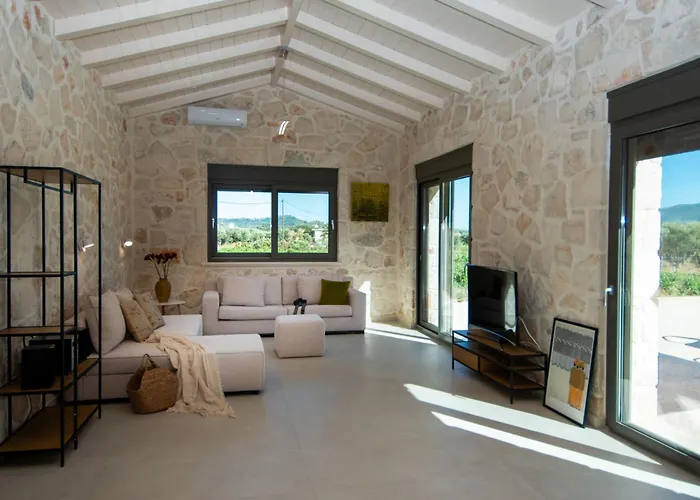 Nava - Nestled In Olive Trees With Private Pool, By Zantewize Alykes (Zakynthos)