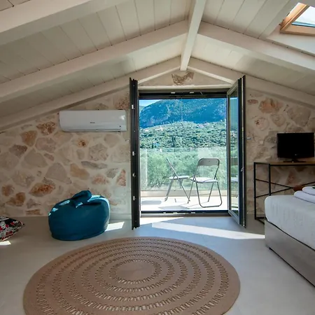 Nava - Nestled In Olive Trees With Private Pool, By Zantewize Villa
