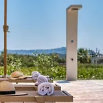 Nava - Nestled In Olive Trees With Private Pool, By Zantewize Villa *