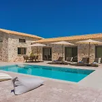 Nava - Nestled In Olive Trees With Private Pool, By Zantewize * Alykes (Zakynthos)
