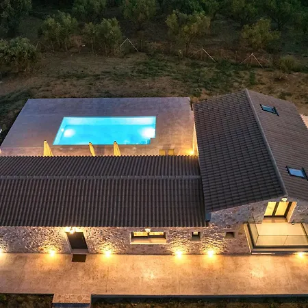 Nava - Nestled In Olive Trees With Private Pool, By Zantewize