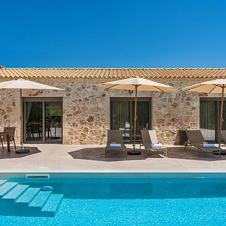 Nava - Nestled In Olive Trees With Private Pool, By Zantewize Villa