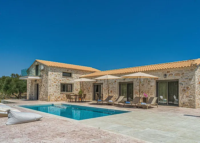 别墅 Nava - Nestled In Olive Trees With Private Pool, By Zantewize