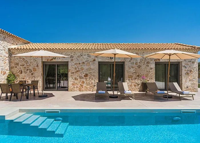 Nava - Nestled In Olive Trees With Private Pool, By Zantewize 别墅